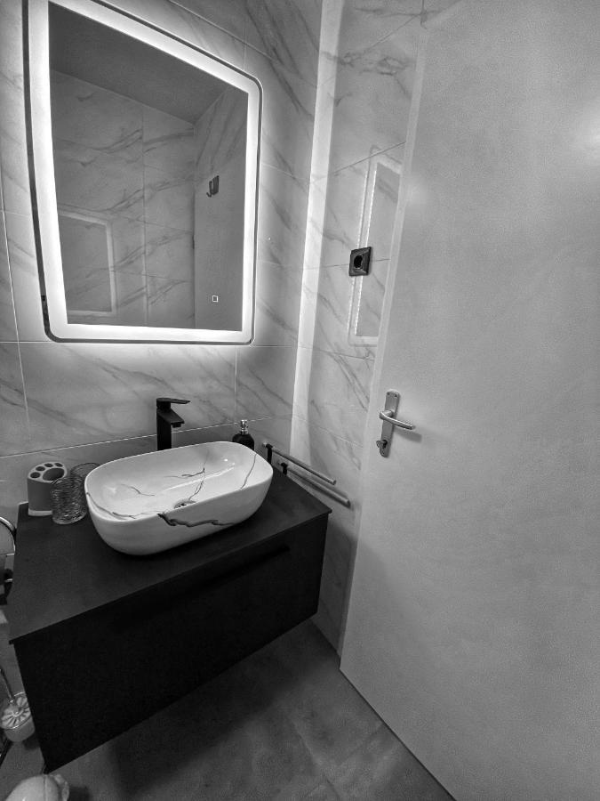 Astoria Daire Varaždin Dış mekan fotoğraf